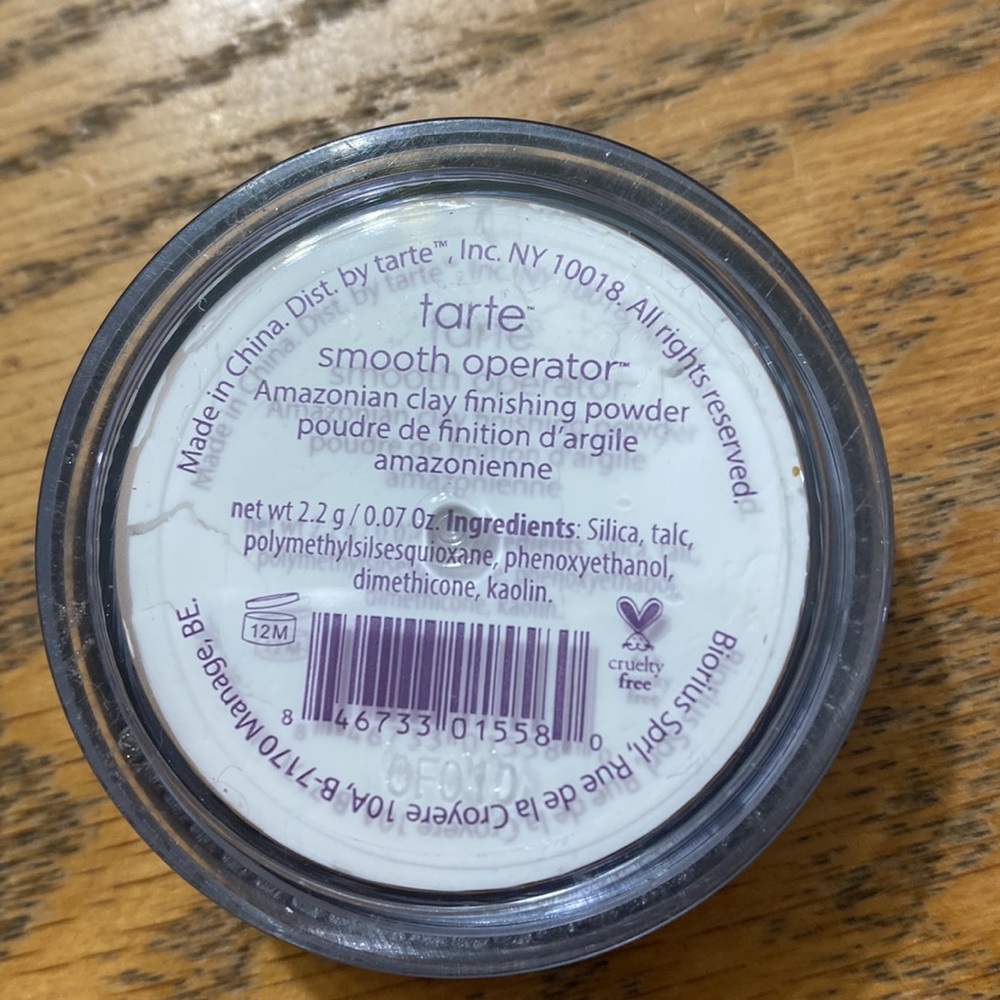 New no box Tarte smooth operator finishing powder - Picture 2 of 3